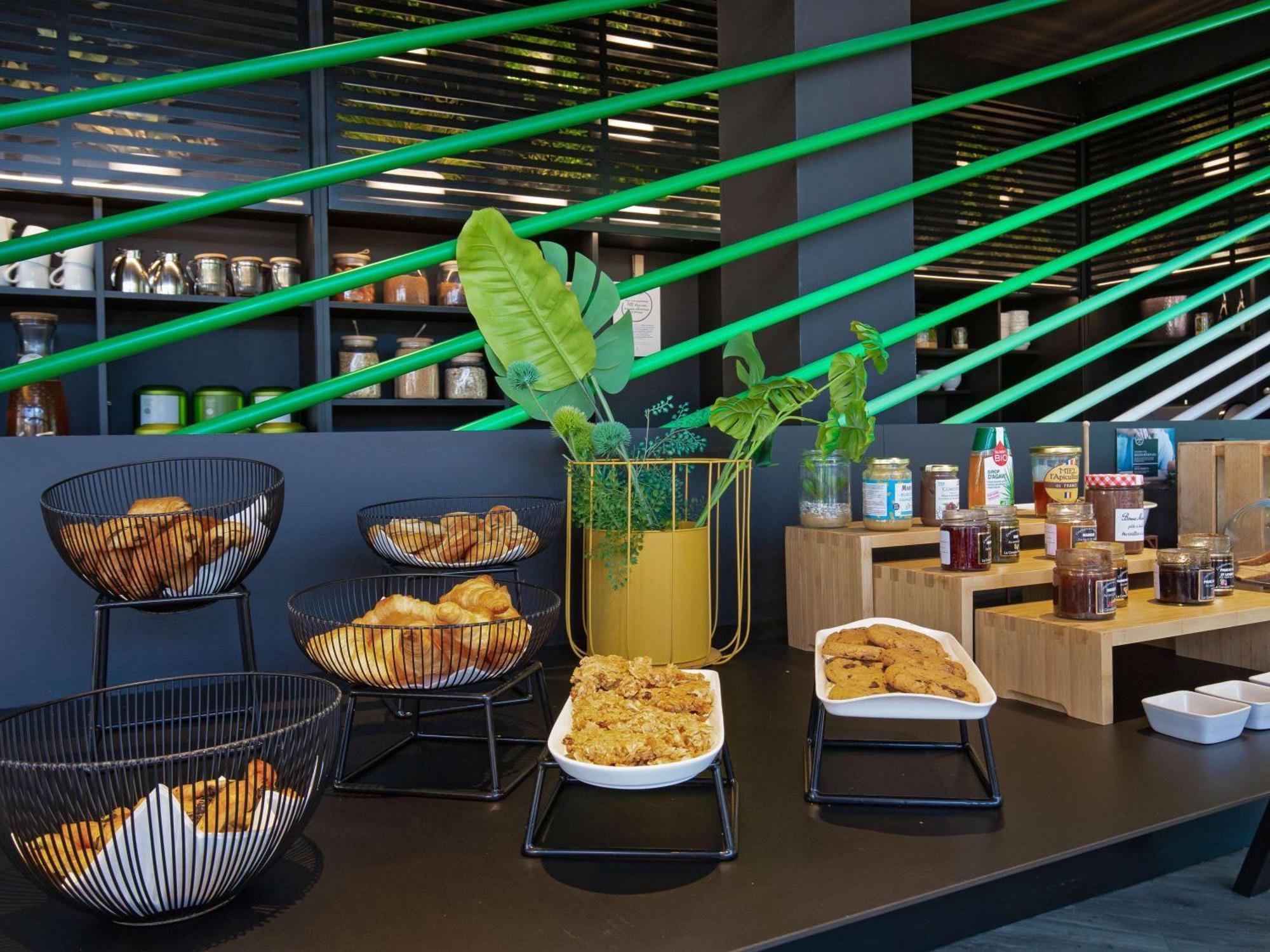 Mercure Hyeres Centre Cote D'Azur Экстерьер фото