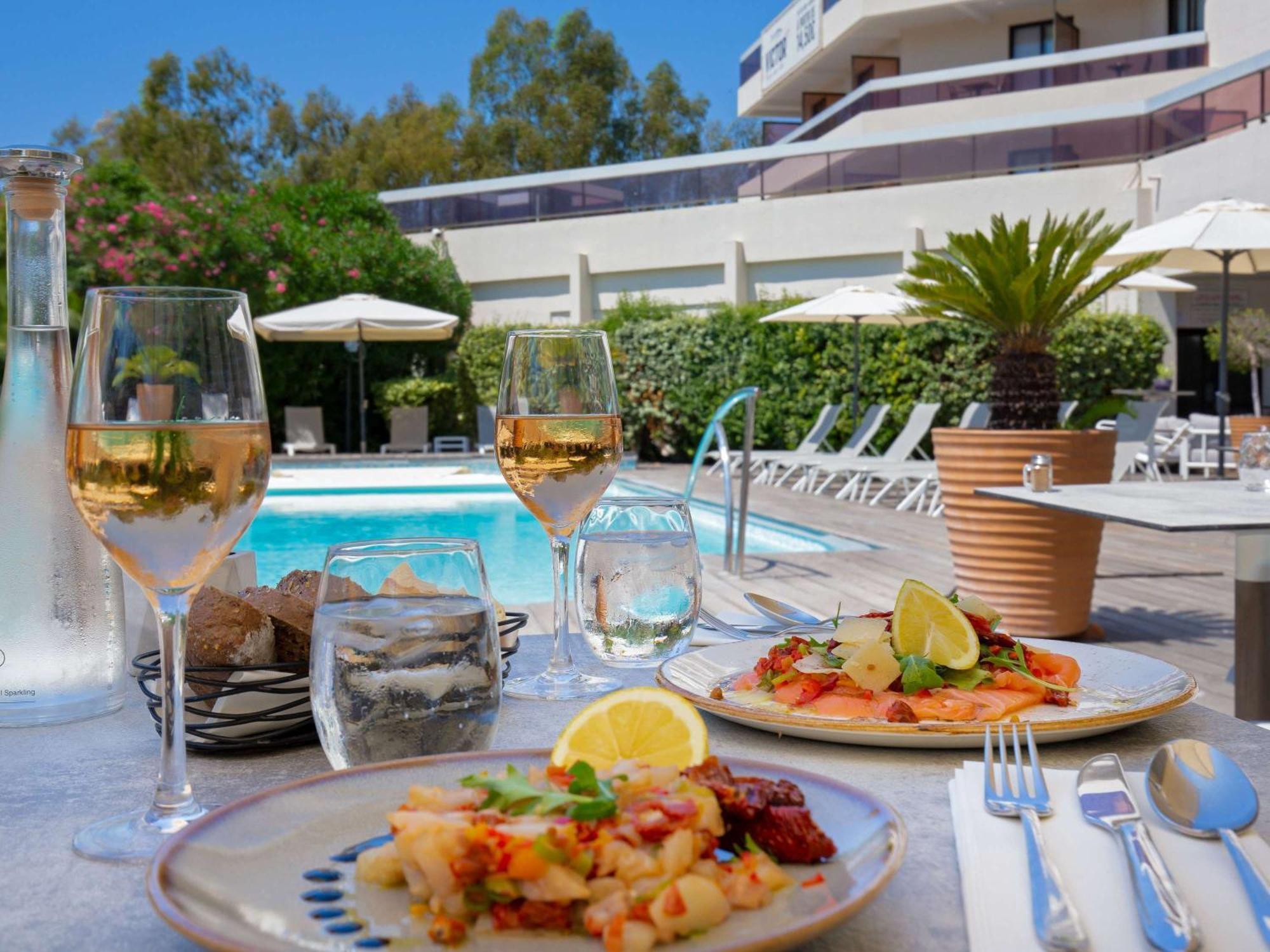 Mercure Hyeres Centre Cote D'Azur Экстерьер фото