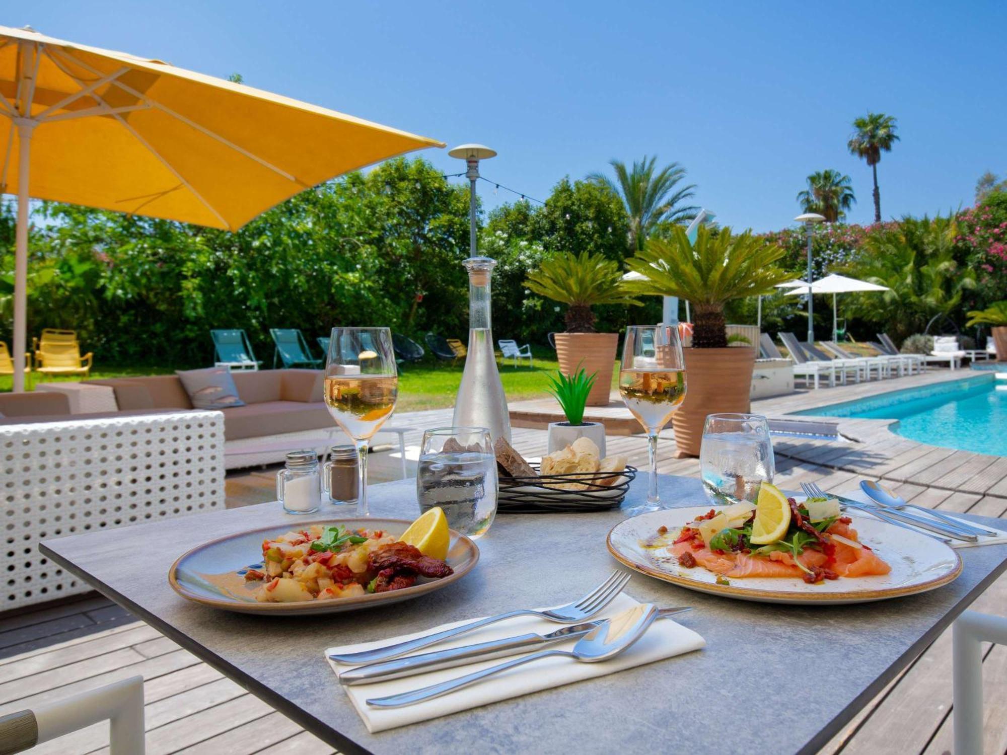 Mercure Hyeres Centre Cote D'Azur Экстерьер фото